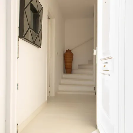 Marilena - 8 Guests Villa Spetses Town