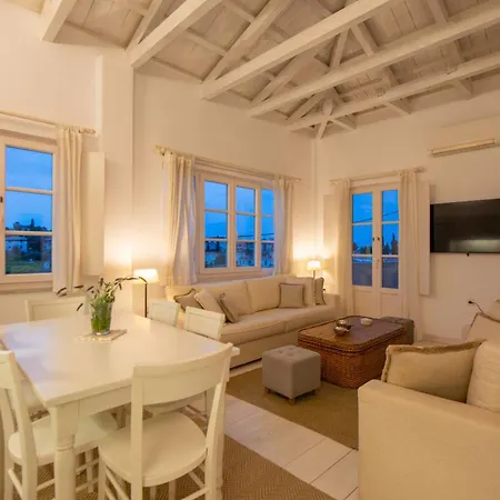 Marilena - 8 Guests Villa Spetses Town